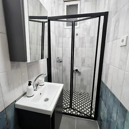 3 Story 5 Bedroom With Terrace By Tram *