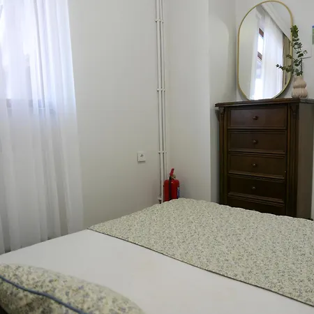 3 Story 5 Bedroom With Terrace By Tram Istanbul