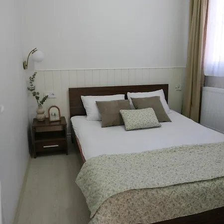 فيلة 3 Story 5 Bedroom With Terrace By Tram