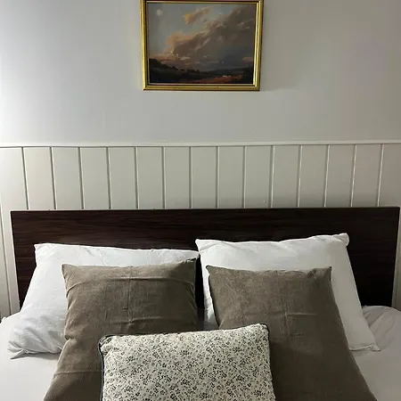 3 Story 5 Bedroom With Terrace By Tram Istambul